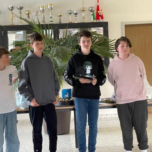 F4