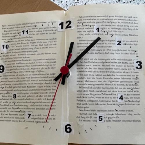 Uhr